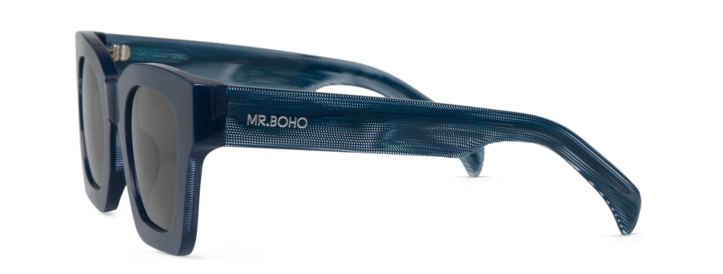 Cobalto Bondi With Classical Lenses