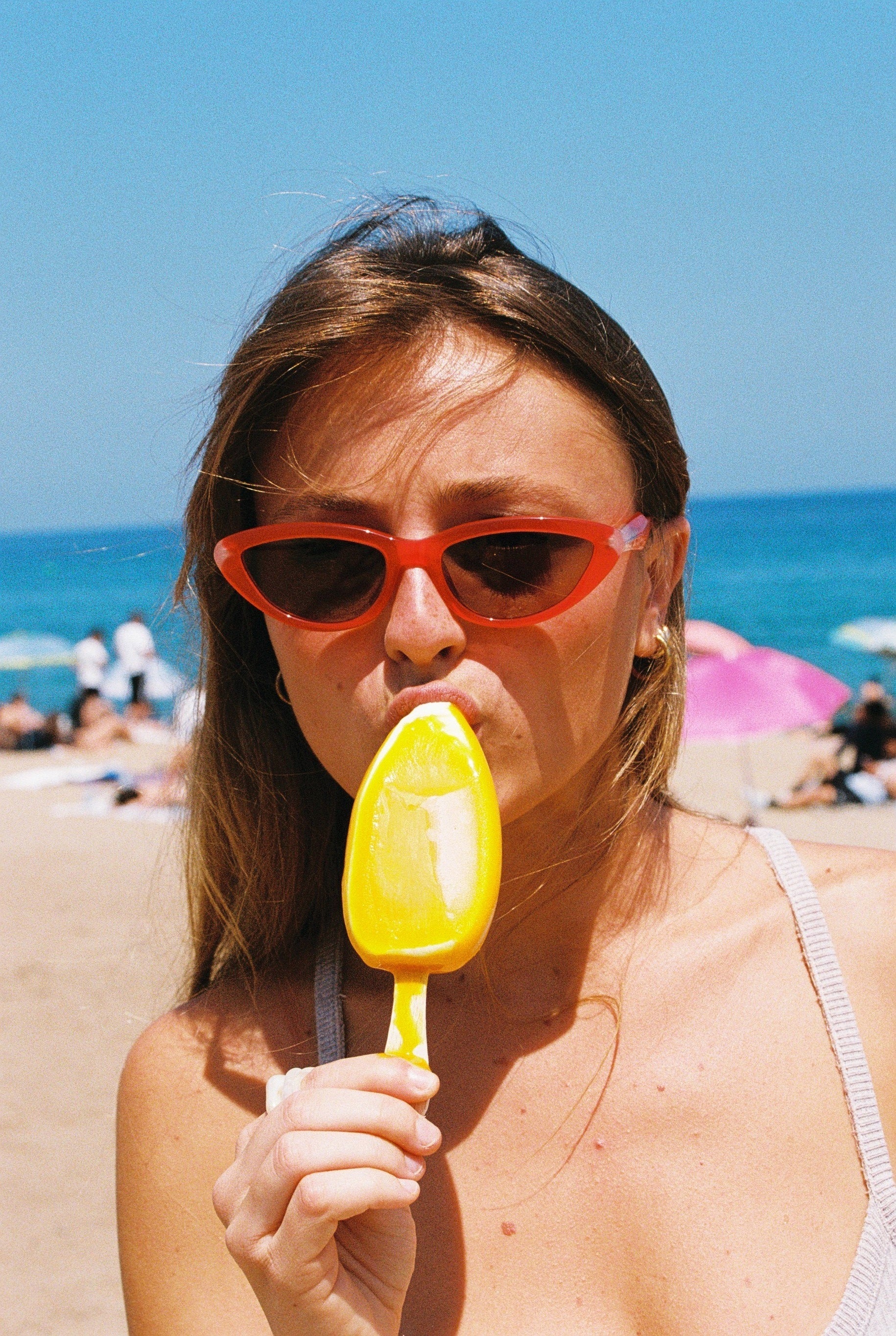 Escape the Winter Chill: Sunglasses Styles to Bring Summer to You - Mr.Boho
