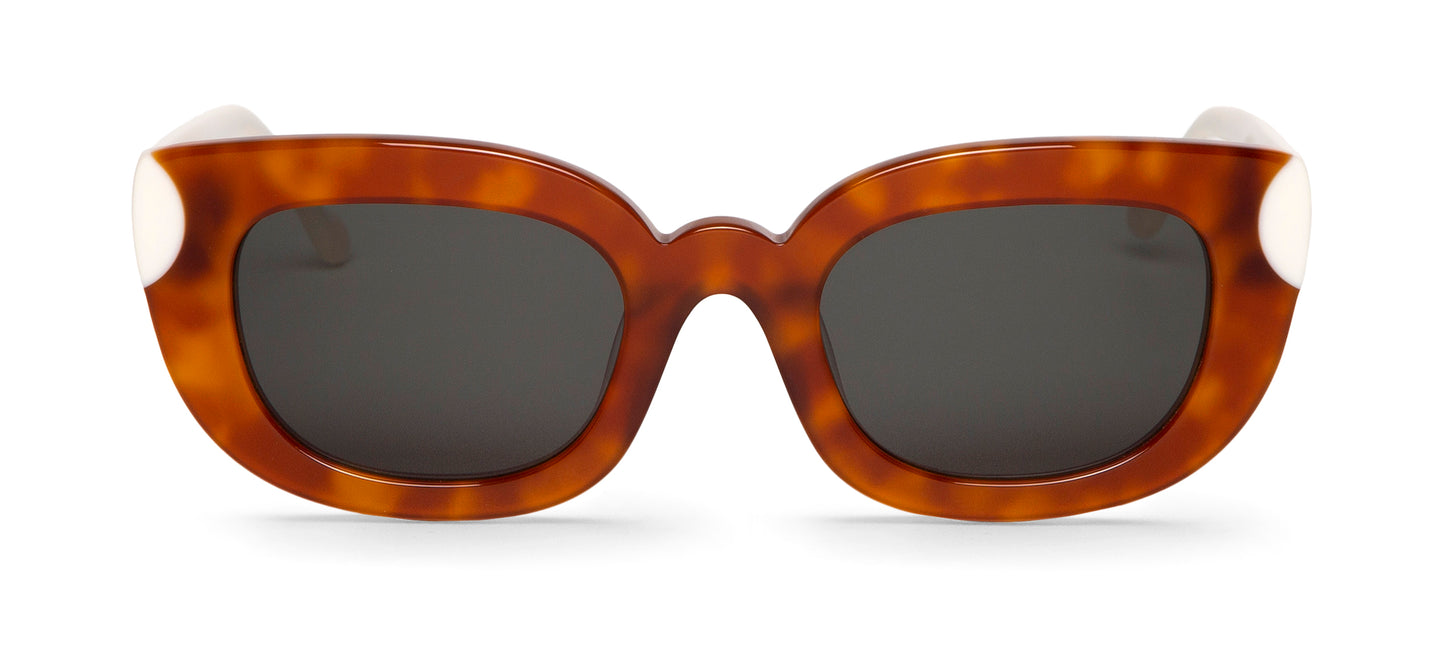 Treat - Shumikita - With Classical Lenses